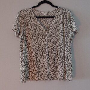 CASLON delicate leaf print blouse with flutter sleeves